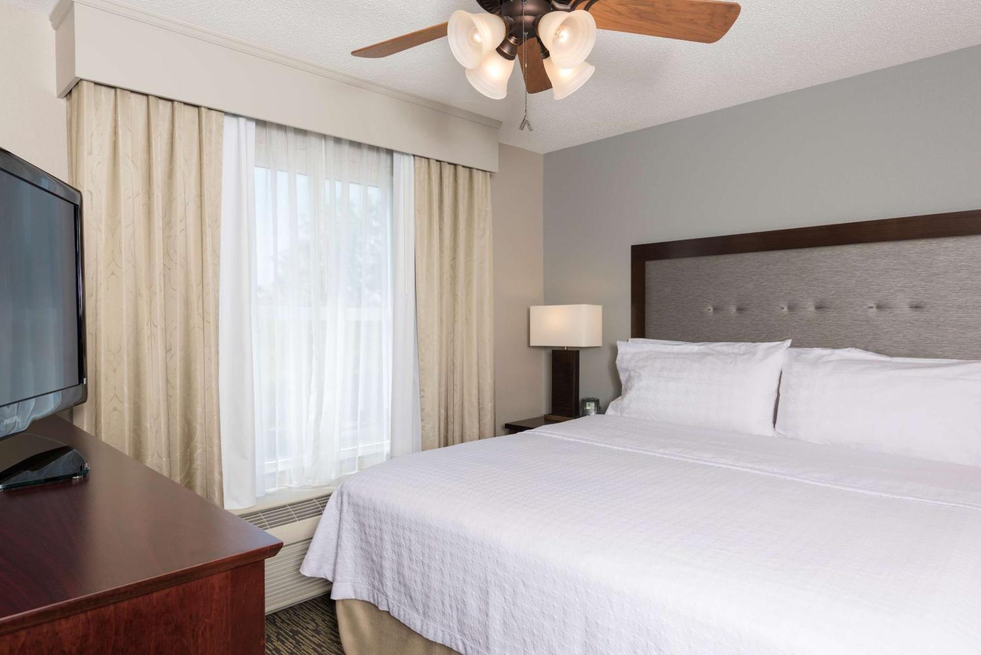 Homewood Suites By Hilton Indianapolis Northwest Exterior photo