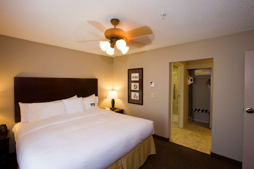 Homewood Suites By Hilton Indianapolis Northwest Room photo